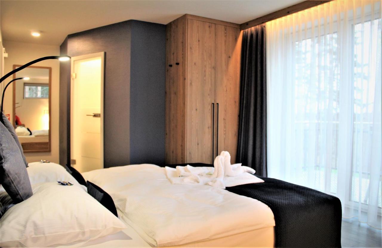 Art&Galerie Hotel Lenz Plauer See Fuenfseen Exterior foto