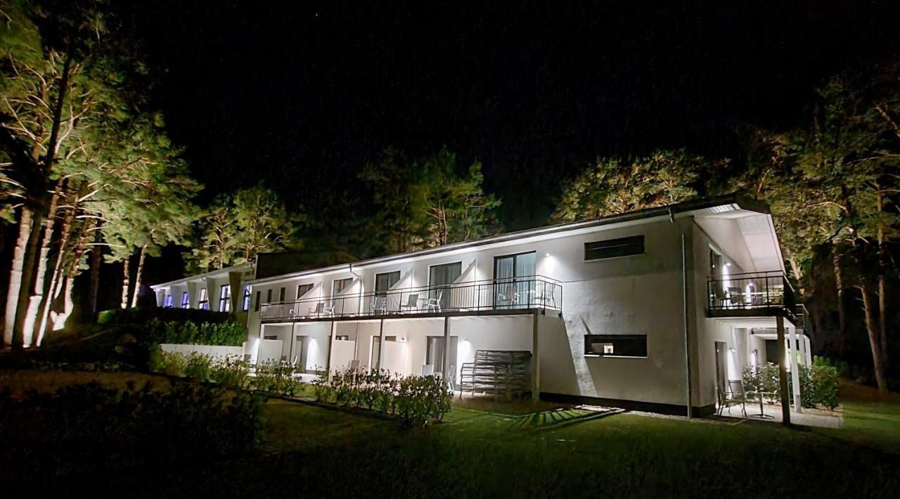 Art&Galerie Hotel Lenz Plauer See Fuenfseen Exterior foto