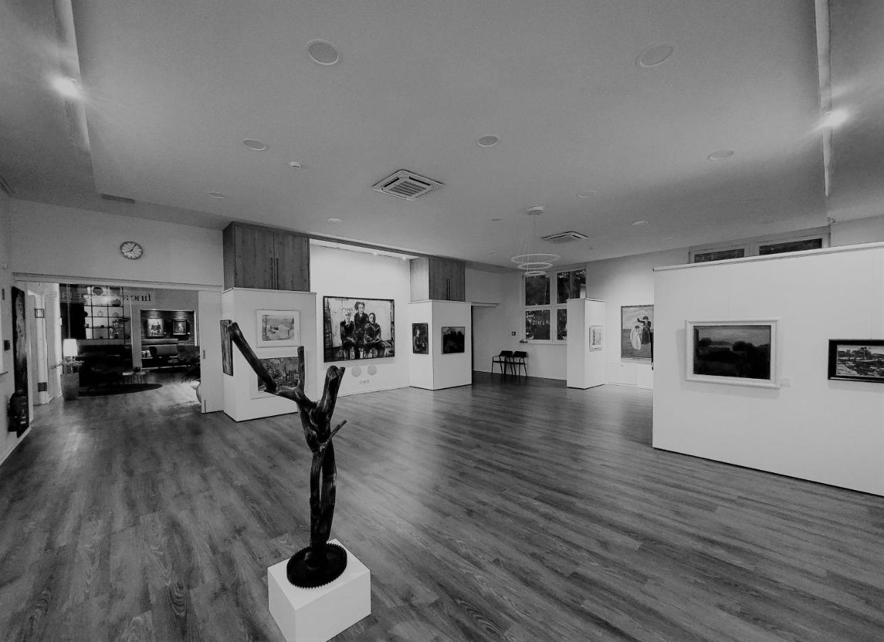 Art&Galerie Hotel Lenz Plauer See Fuenfseen Exterior foto